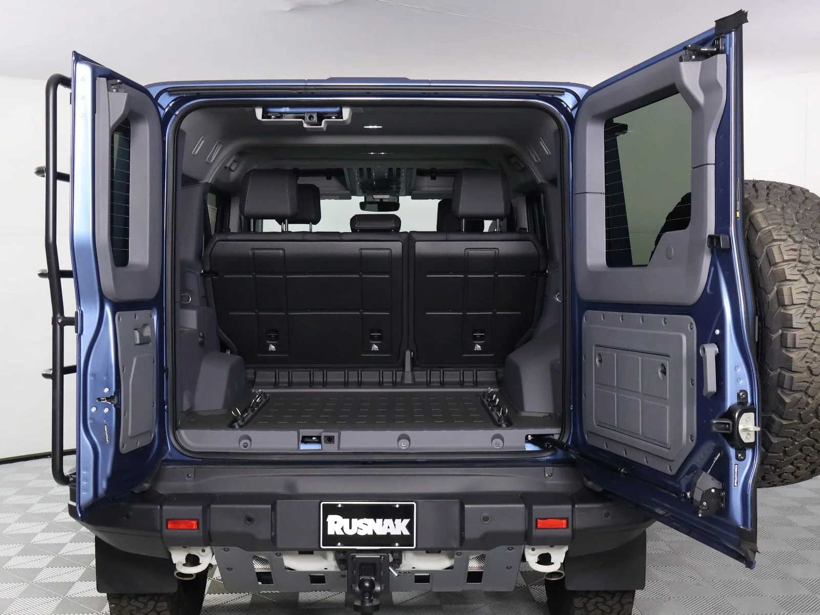 New 2026 Shale Blue INEOS Trialmaster Edition image 21