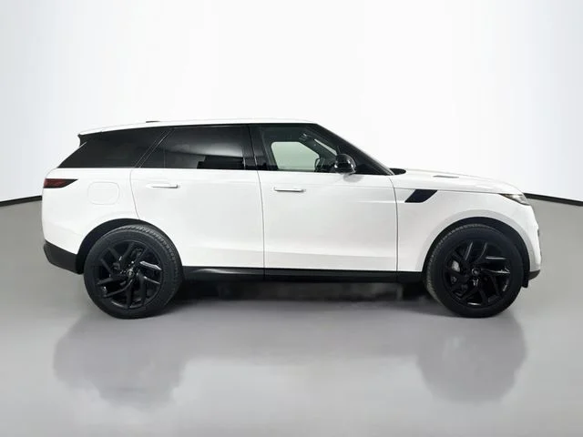 Certified Used 2023 White Land Rover SE image 4