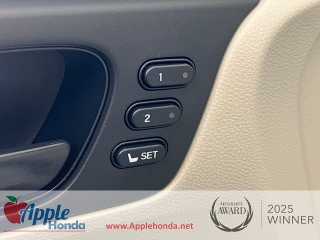 2026 Honda Odyssey EX-L - Photo 12