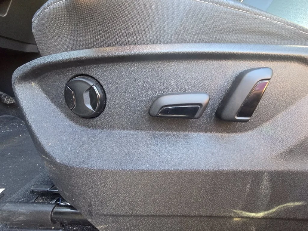 Used 2019  Volkswagen 3.6L V6 SE image 19