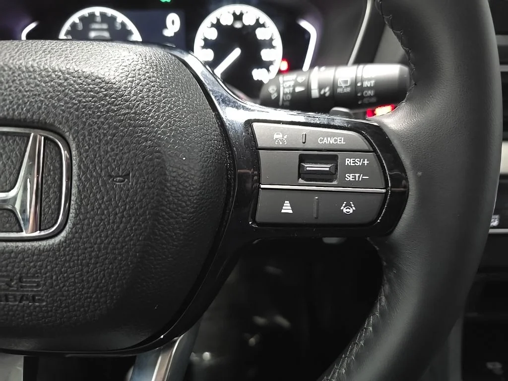 Used 2025 Blue Honda EX-L image 21