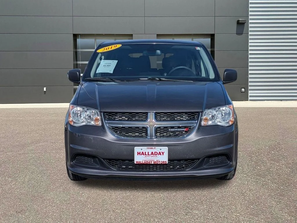 Used 2019 Dodge Grand Caravan SE with VIN 2C4RDGBG8KR718984 for sale in Cheyenne, WY