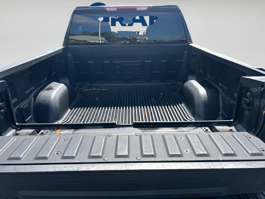 2025 GMC Sierra 1500 SLT - Photo 15