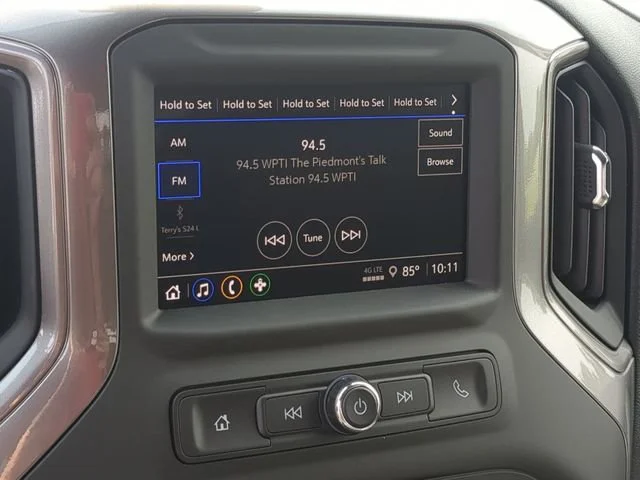New 2025 Summit White GMC Pro image 16