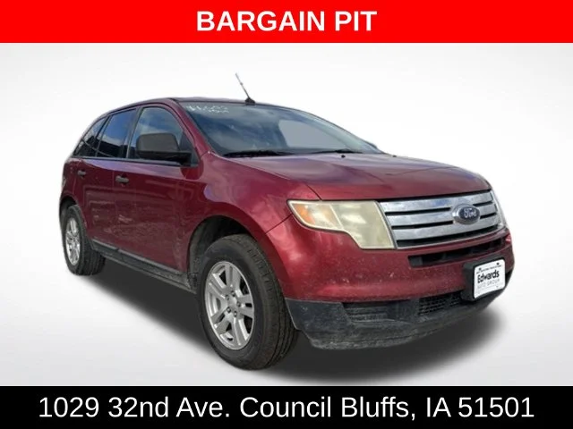Used 2007 Red Ford SE image 1