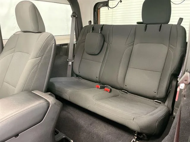 Used 2021 GRAY Jeep Sport image 25