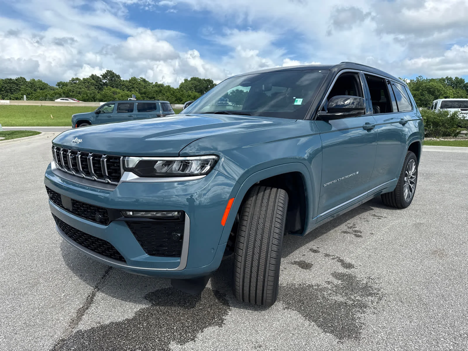 New 2026 Steel Blue Exterior Paint Jeep Summit image 4