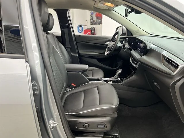 2024 Buick Encore GX Avenir - Photo 15