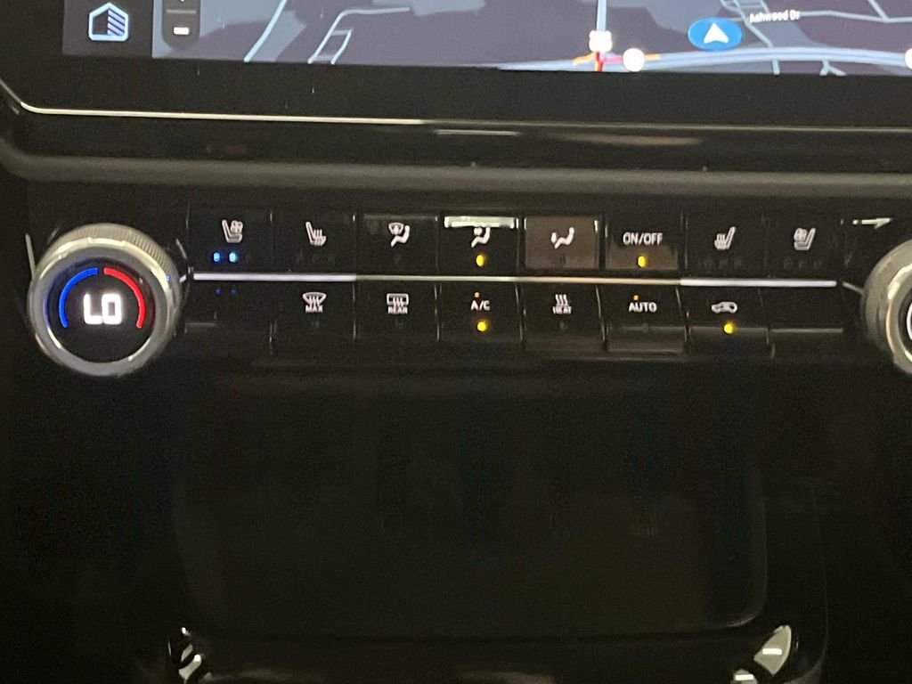 2027 Chevrolet Bolt RS - Photo 22