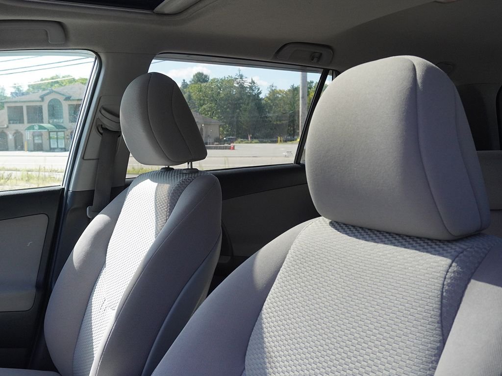 Used 2011 Silver Toyota Base image 25
