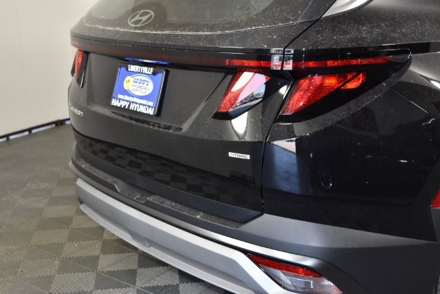 New 2026 Black Hyundai SE AWD image 6