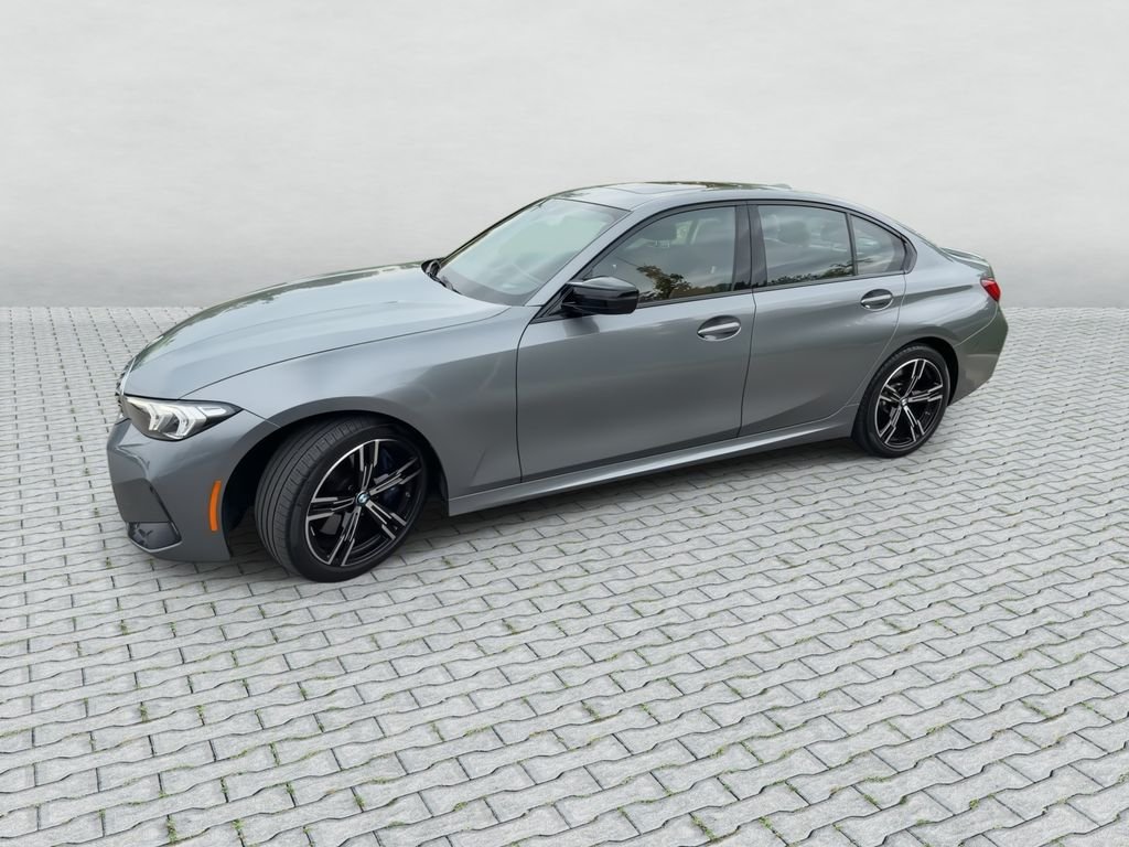 Used 2023 Gray BMW M340i xDrive image 4