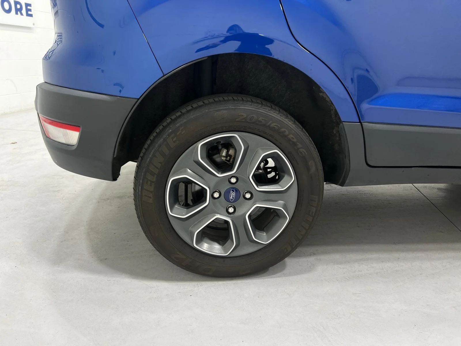 Used 2021 Blue Ford S image 10