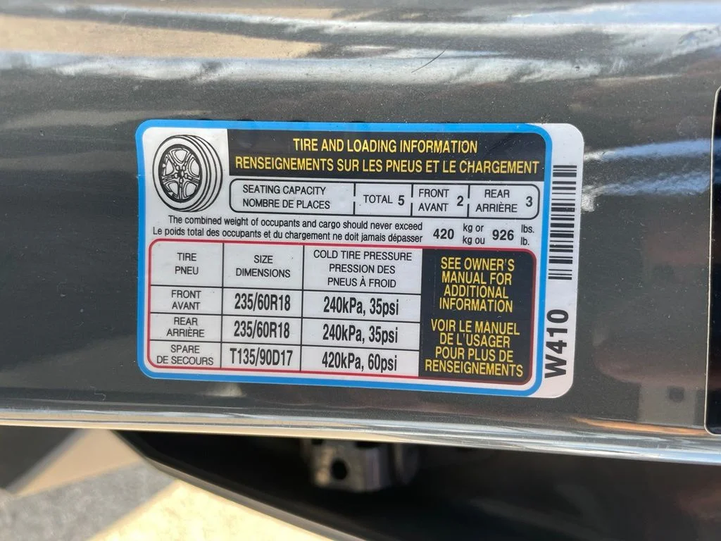 Used 2025 Hampton Gray Hyundai SEL image 35