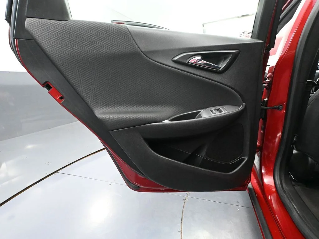 Used 2024 Red Chevrolet LT image 34