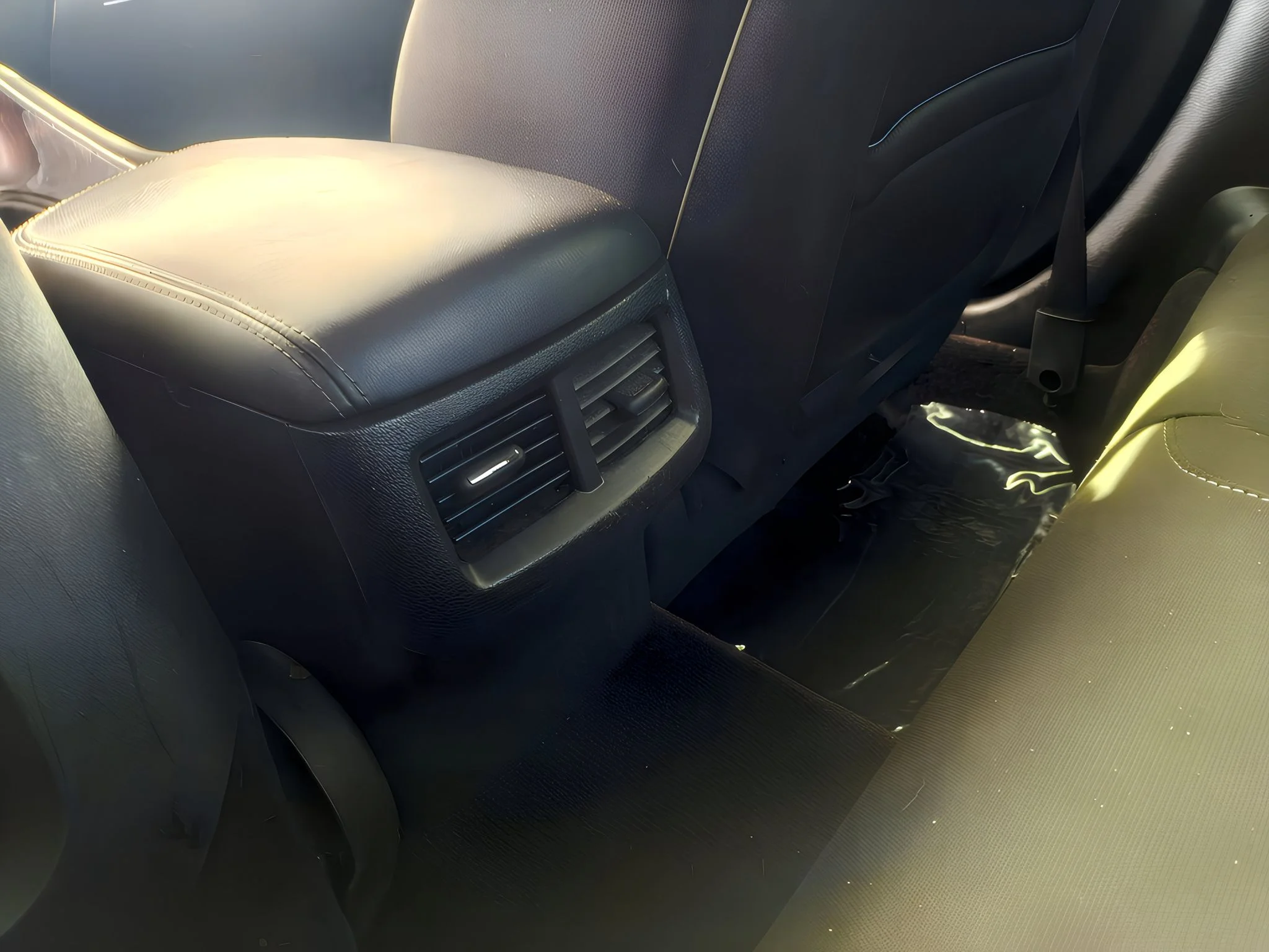 2016 Dodge Challenger SXT - Photo 27