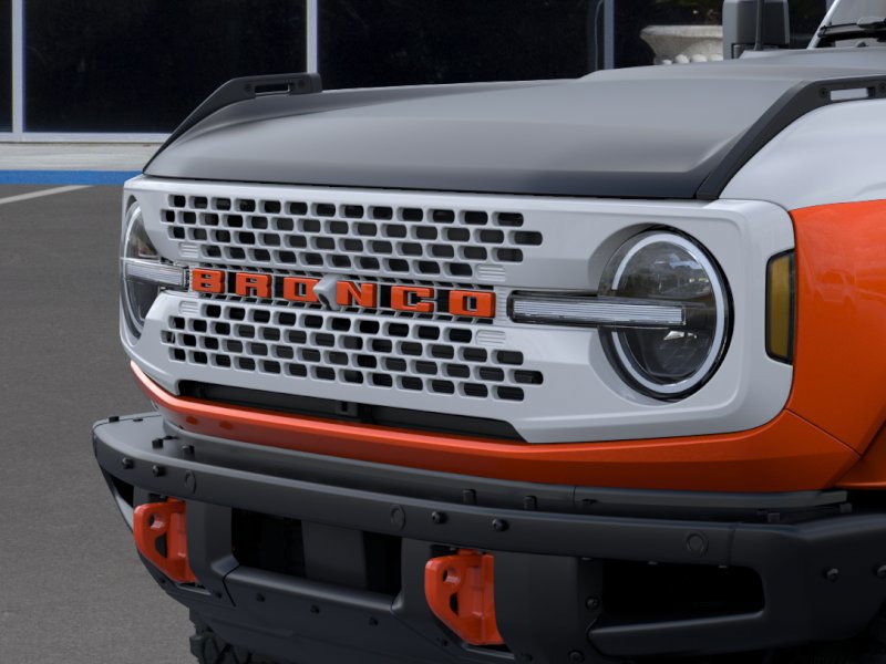 New 2025 Oxford White Ford Stroppe Edition image 48