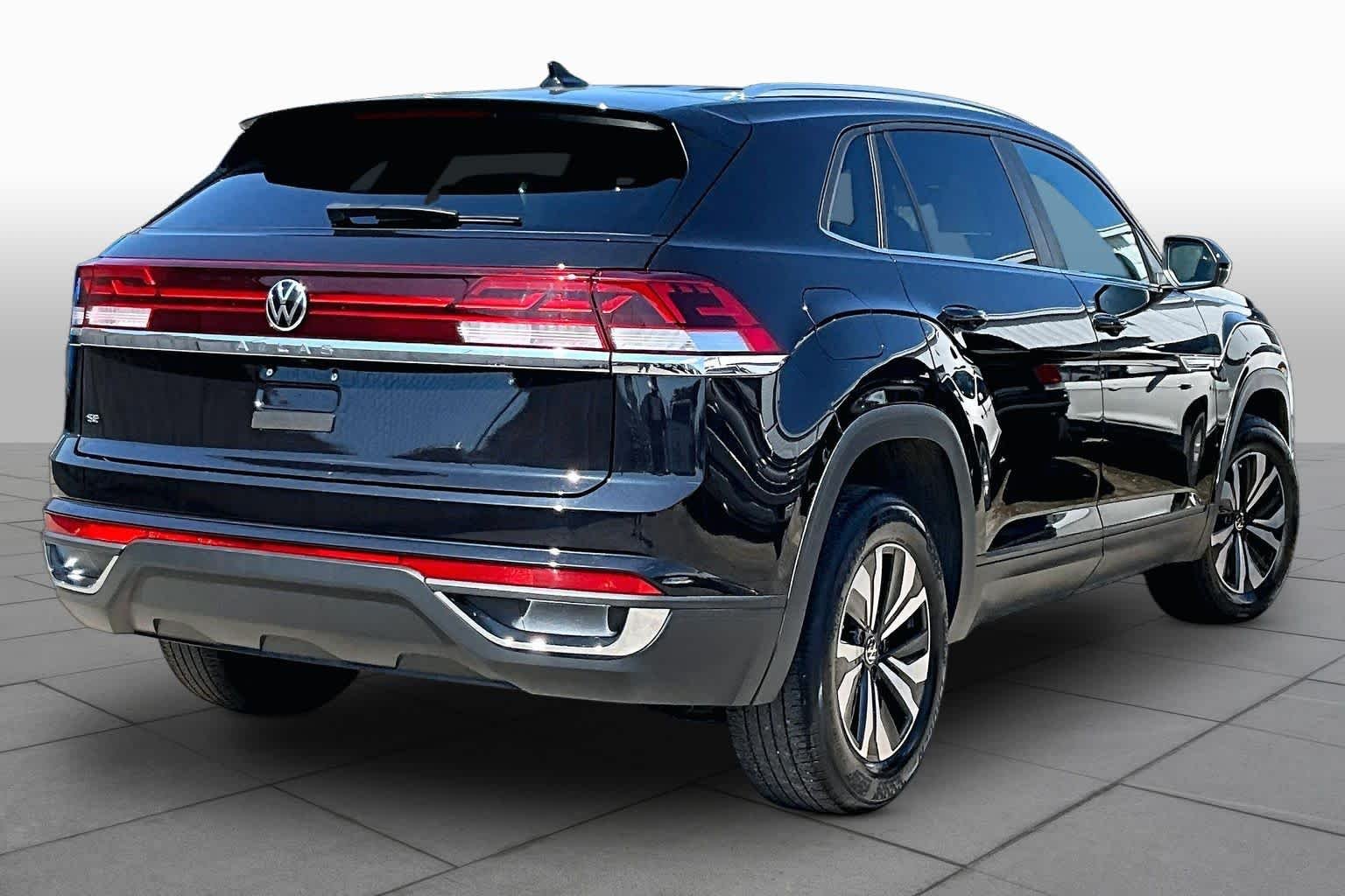 Certified Used 2024 Deep Black Pearl Effect Volkswagen 2.0T SE image 13