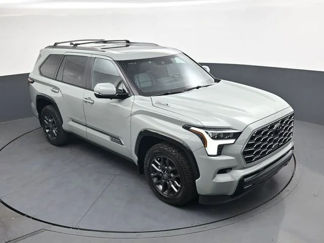 Used 2025 Lunar Toyota Platinum image 23