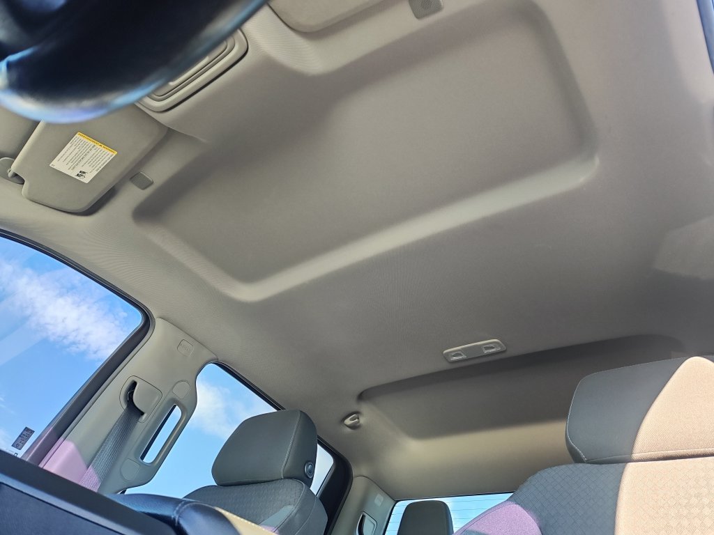 Used 2019 Blue Chevrolet RST image 24