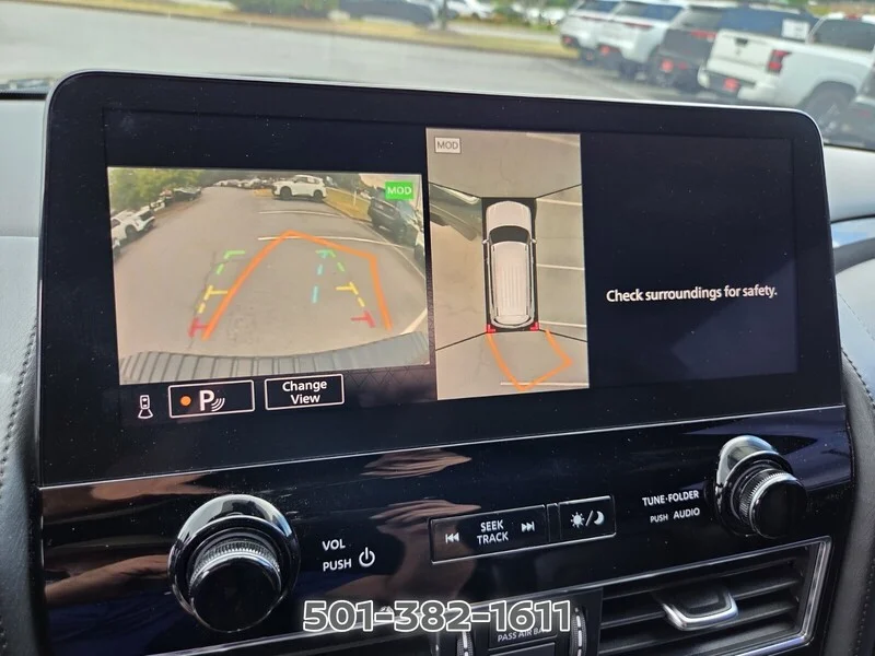 Used 2021 Super Black NISSAN 4X2 SL image 28