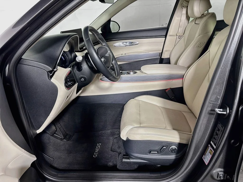 Used 2024 Gray Genesis 2.5T image 11