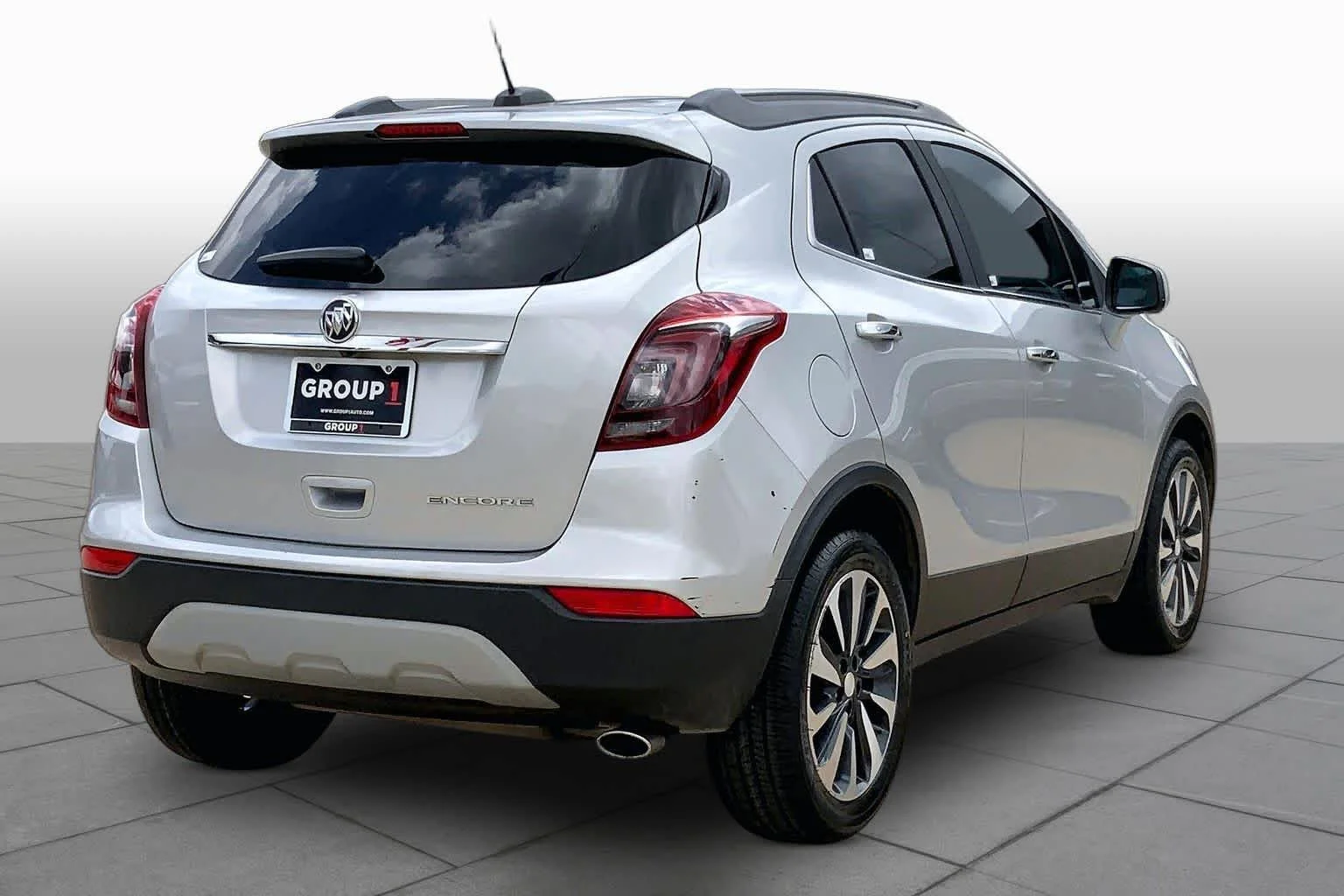 Used 2021 Includes (MDP) Anthracite lower exterior accent color, Paint code W598F. Buick Preferred image 12
