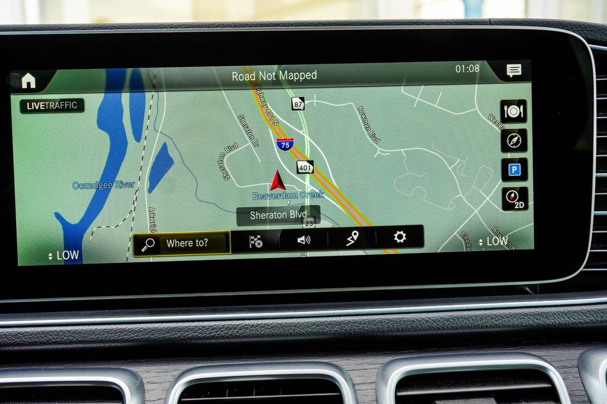 Used 2023 Gray Mercedes-Benz GLS 580 image 25