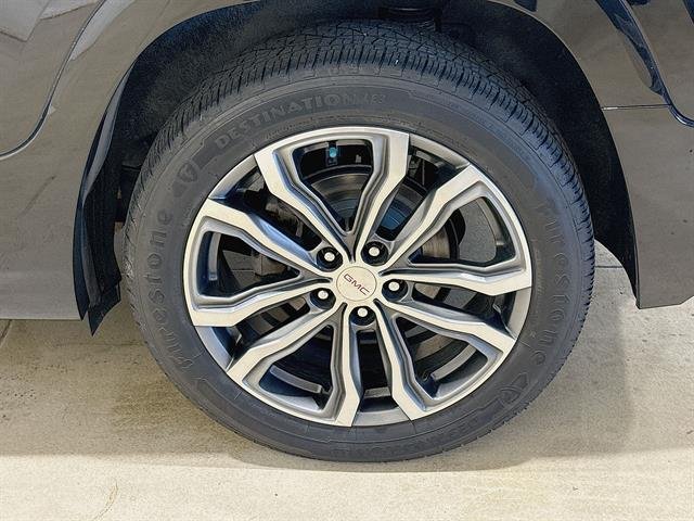 Used 2019 Ebony Twilight Metallic GMC Denali image 32