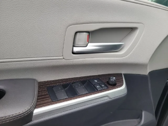 Certified Used 2021  Toyota XLE image 20