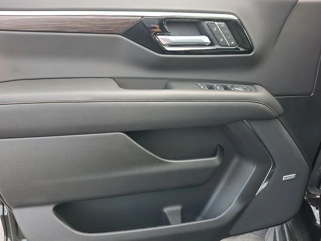 New 2026 Black Chevrolet Premier image 10