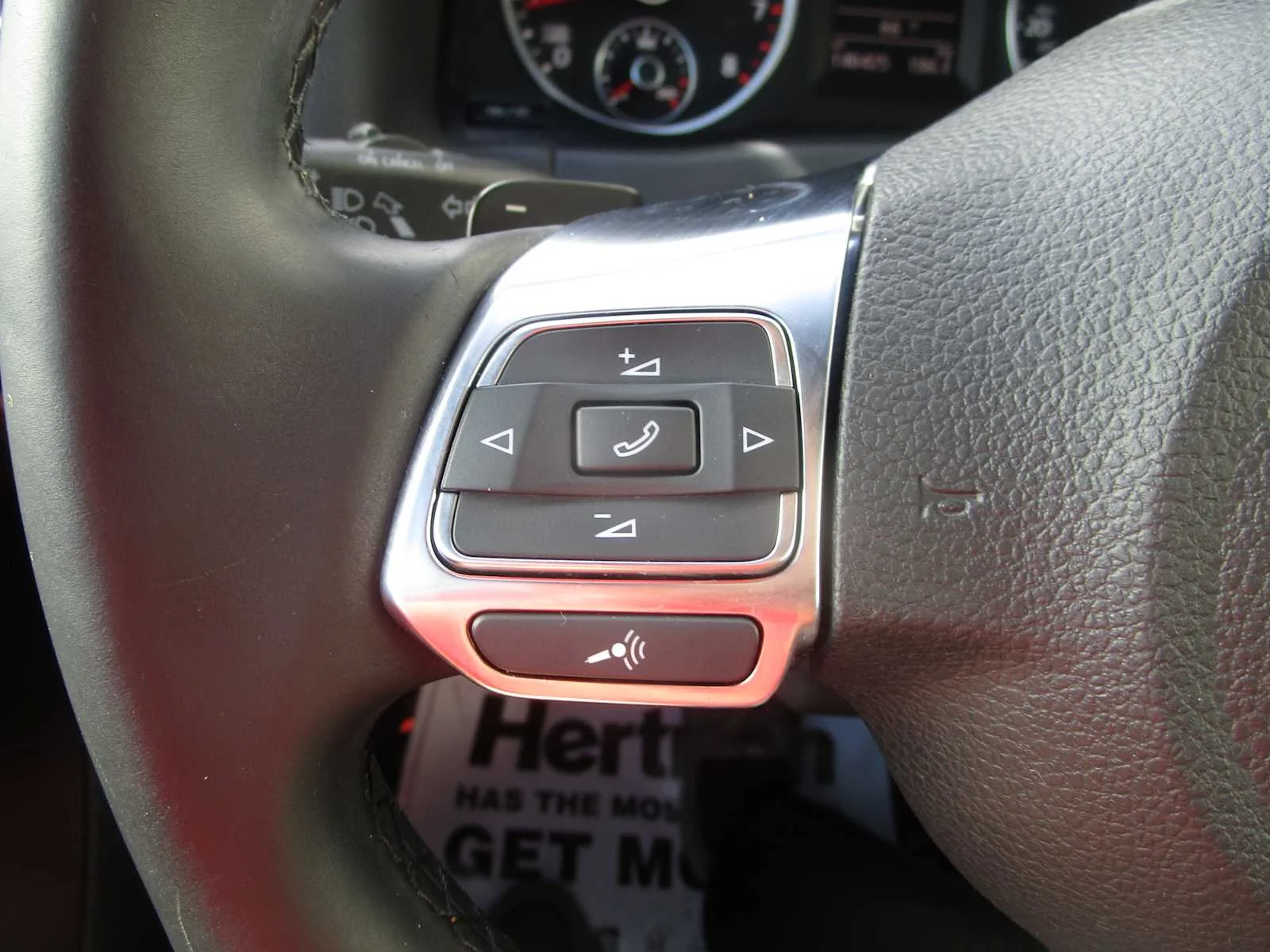 Used 2014 Pure White Volkswagen R-Line image 30