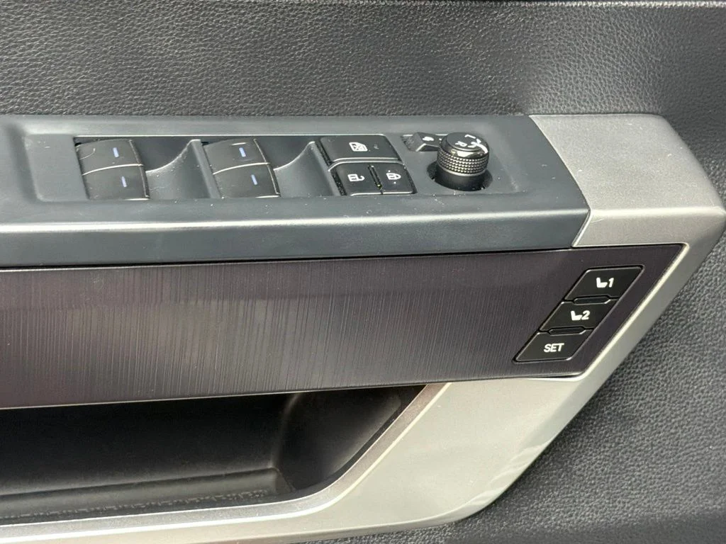 Used 2022 Wind Chill Pearl Toyota Platinum image 22