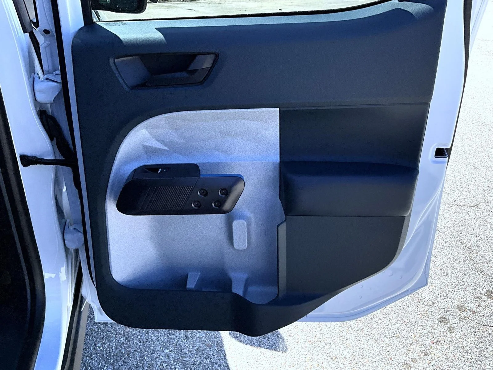New 2026 White Ford XLT image 19