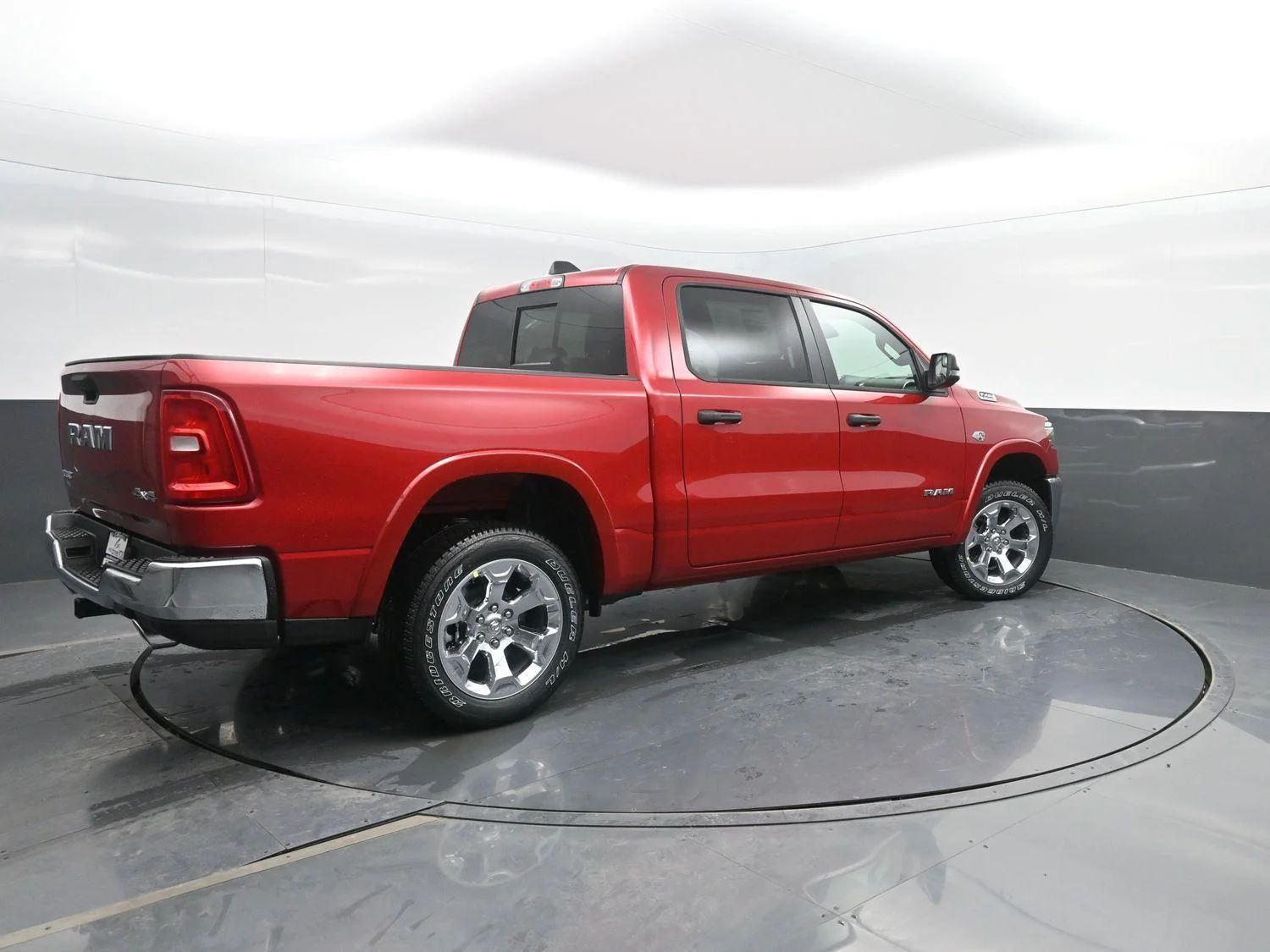 New 2026 Molten Red Pearl-Coat Exterior Paint RAM Big Horn image 2