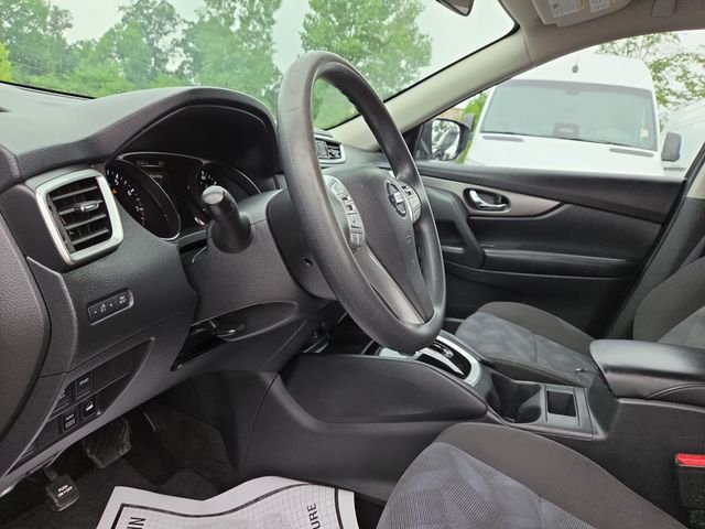 Used 2016 Black Nissan SV image 25