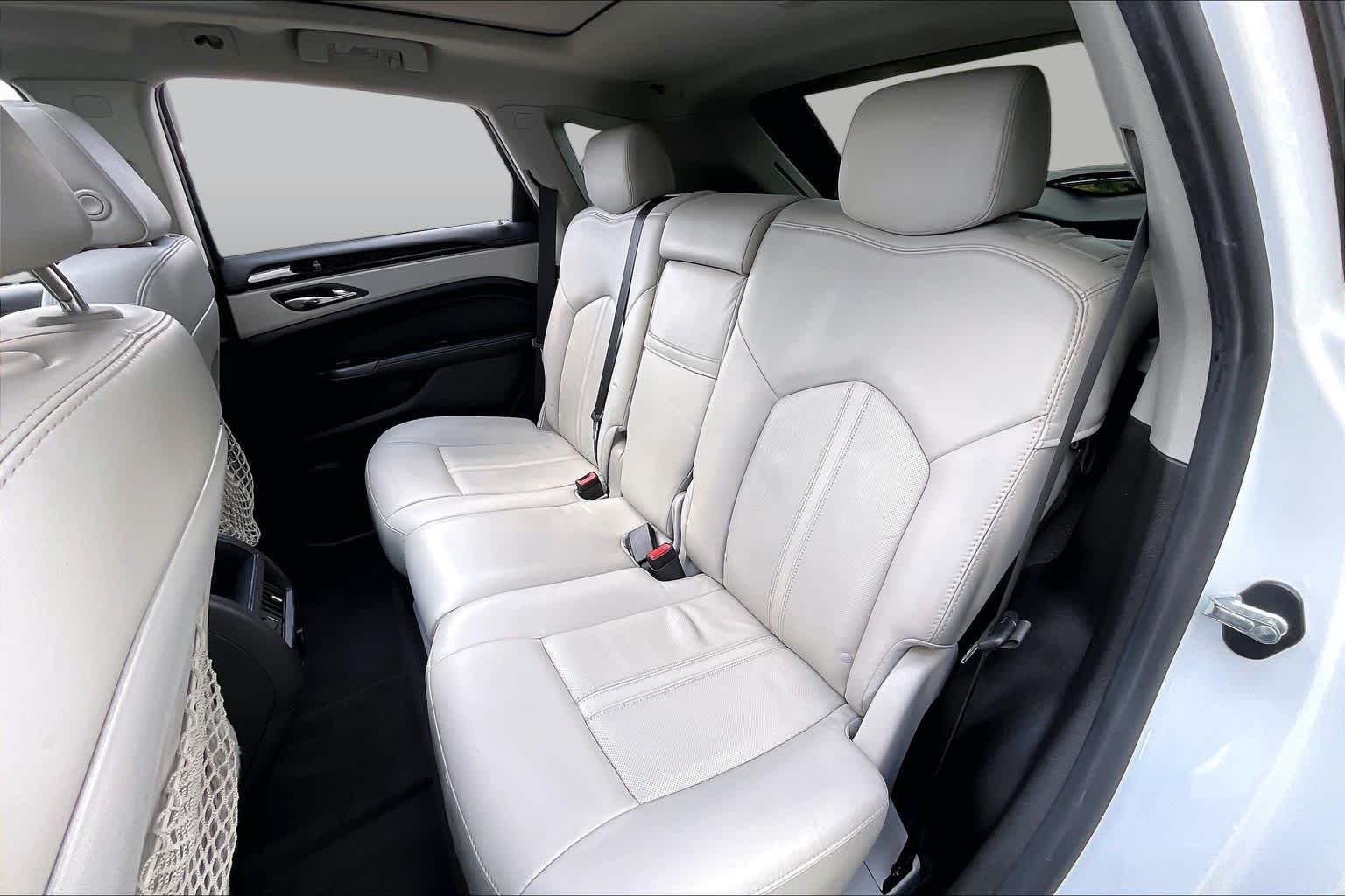 Used 2016 Platinum Ice Tricoat Cadillac Luxury Collection image 20