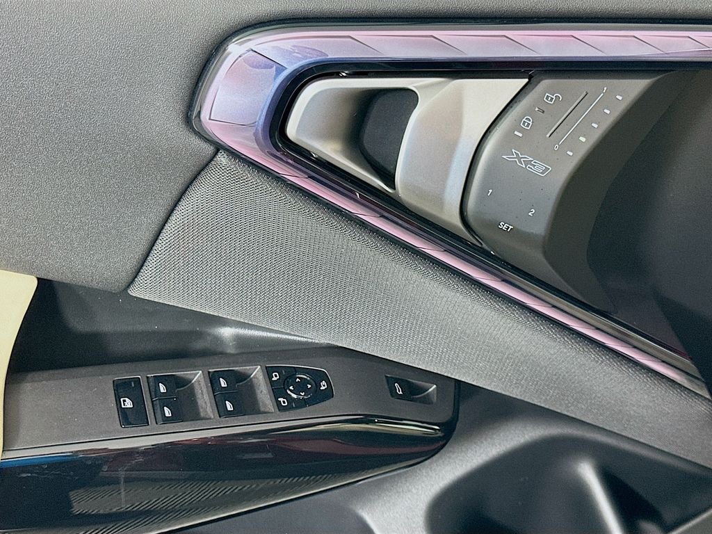 2026 BMW X3 30 - Photo 17