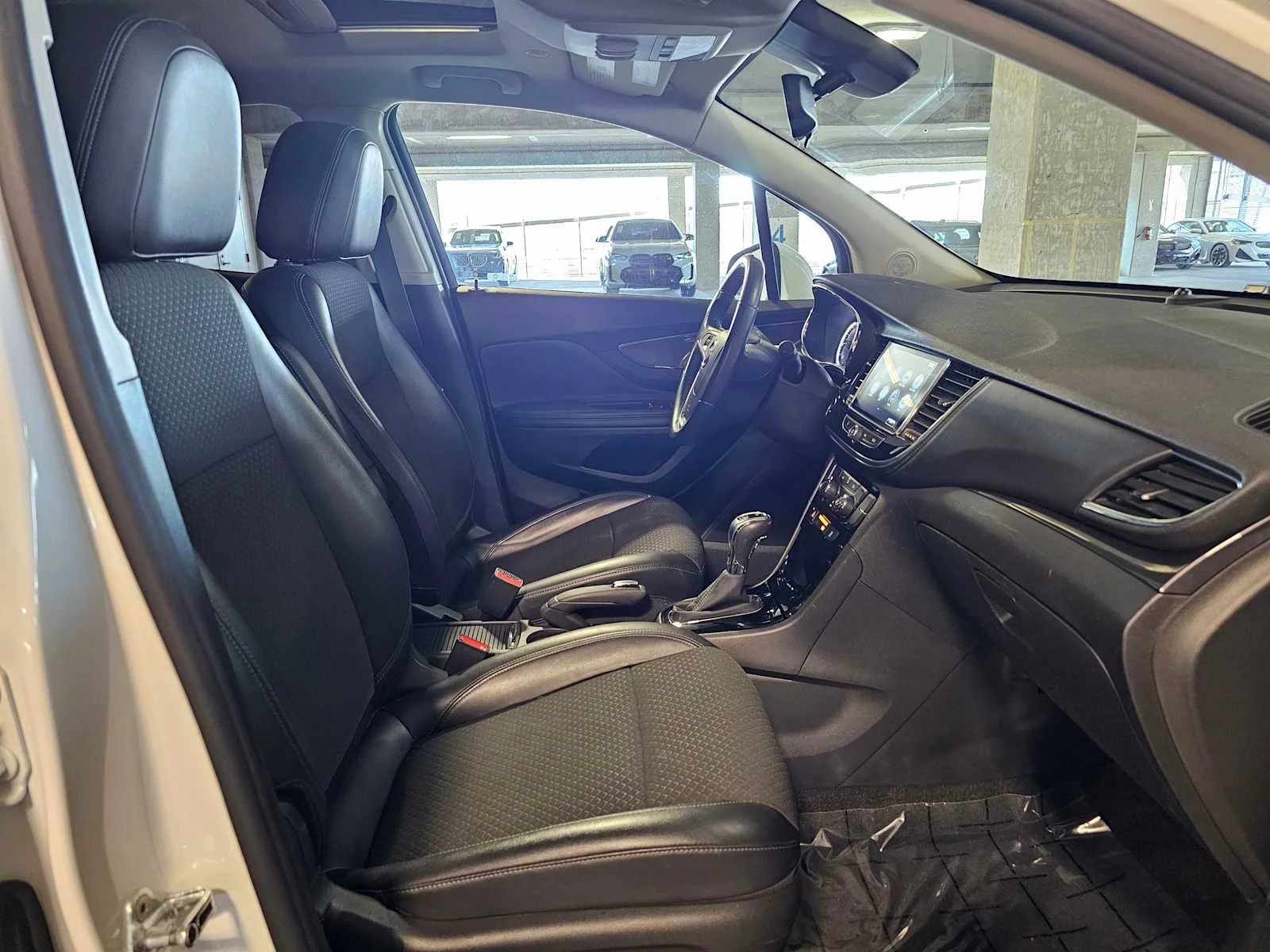 Used 2019 Summit White Buick Sport Touring image 31