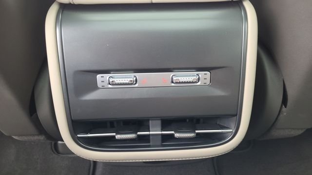 2025 Lincoln Nautilus Reserve - Photo 16