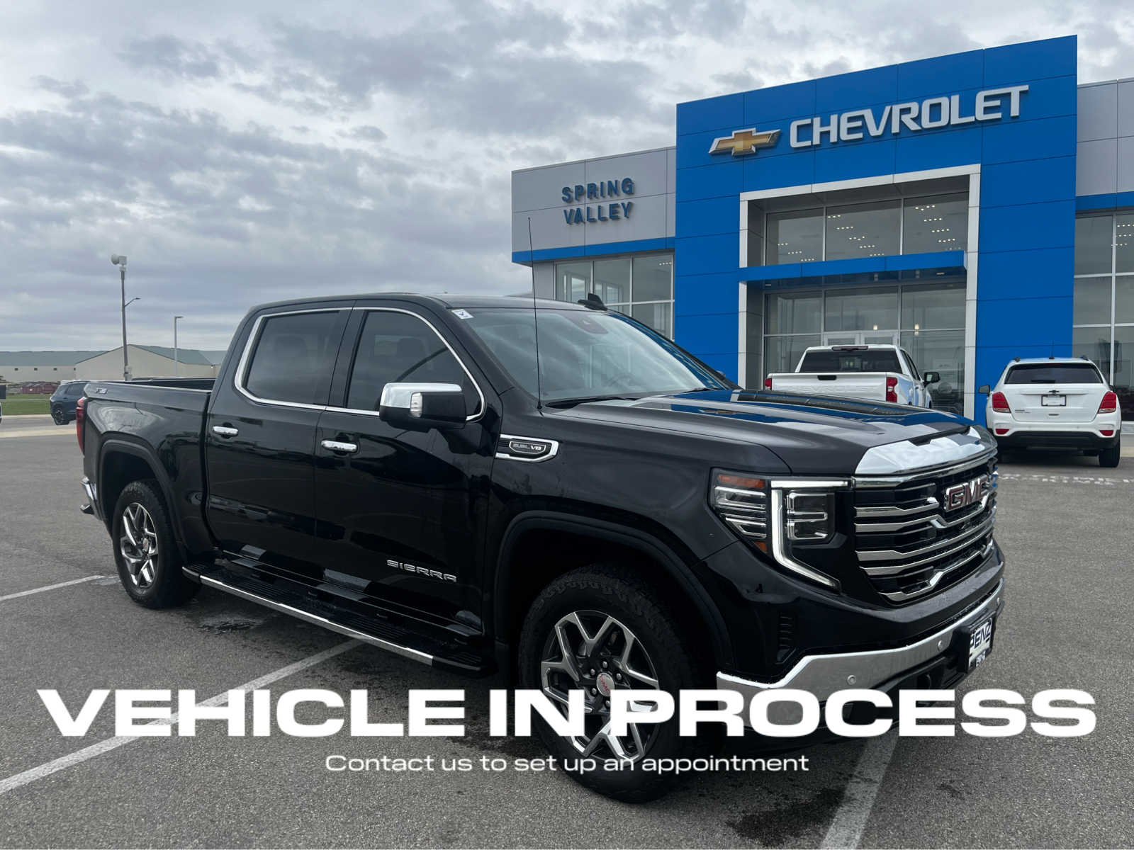 2024 GMC Sierra 4WD Crew Cab Short Box SLT's photo