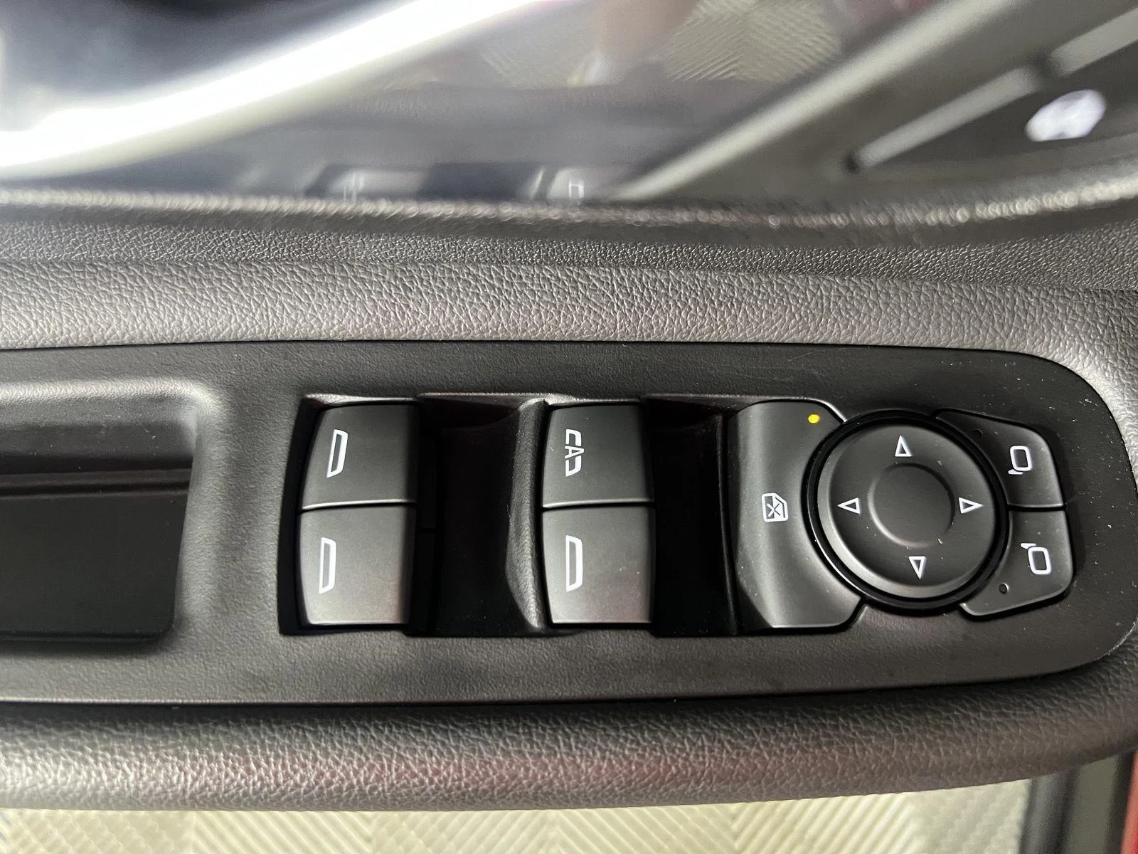Used 2023 Volcanic Red Tintcoat GMC SLE image 11