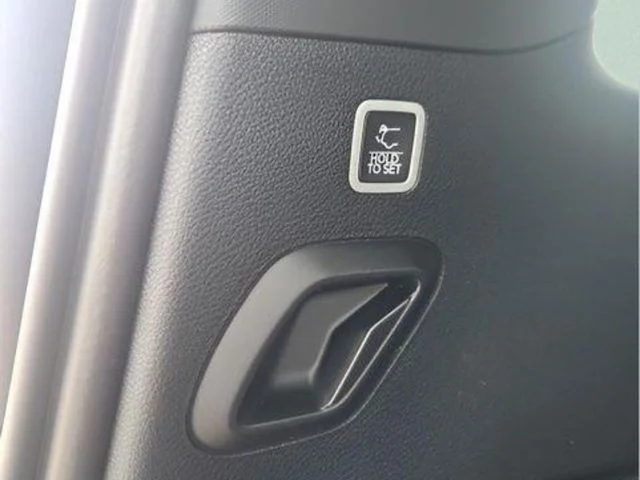 New 2026 High Gloss Black Exterior Paint Jeep Limited Altitude image 26