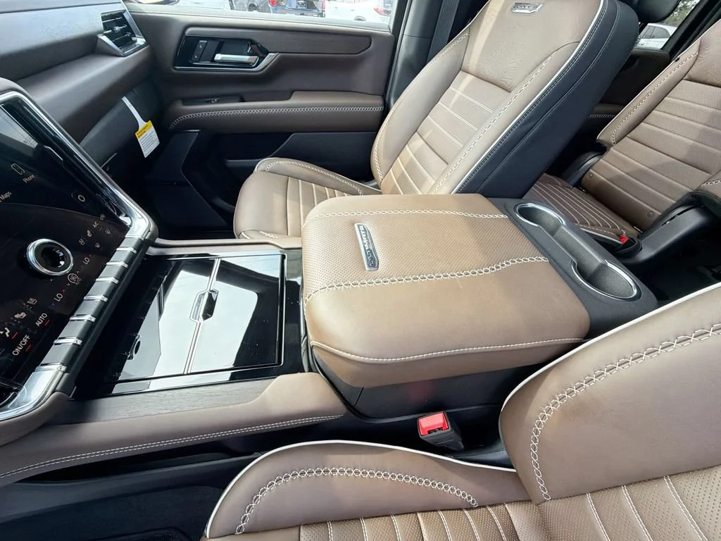 2026 GMC Yukon XL Denali Ultimate - Photo 29