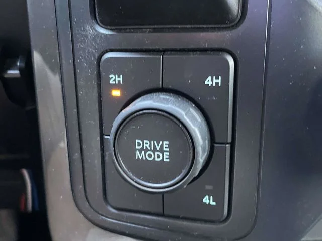 Used 2022 White Ford XLT image 29