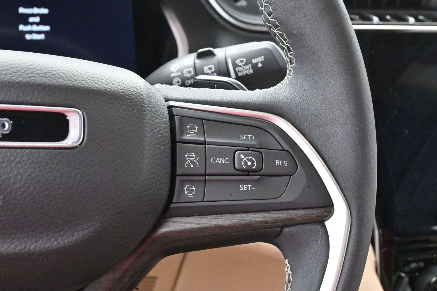 Used 2023 White Jeep Limited image 18