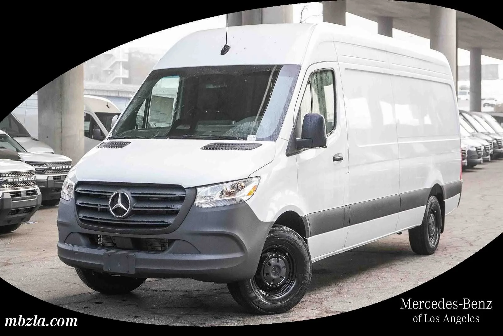 New 2026 Arctic White Mercedes-Benz Cargo 170WB High Roof RWD 2.0L I4 Diesel Turbo SO image 27