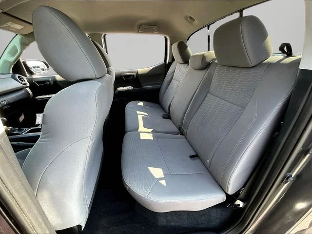 Used 2016 Gray Toyota SR5 image 26