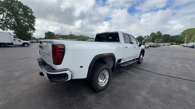 2026 GMC Sierra 3500HD Denali - Photo 8