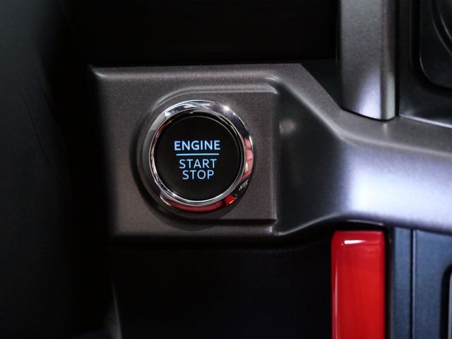Used 2025 Black Ford XLT image 27